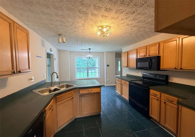 Photo 3 of Sale Pending at 50 Mote Xing Rd, Covington, GA 30016 | MLS# 7779404 | Listing updated on 2026-09-06