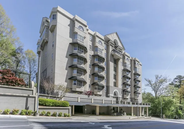 Condominium at 2499 Peachtree Rd Ne #408, Atlanta, GA 30305 | MLS# 7097823 |  | Sold on 2022-08-31