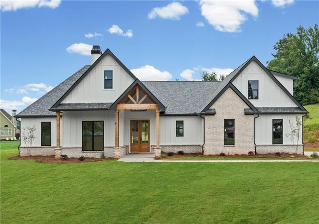 1st image of 5812 Claybrook Ct, Clermont, GA 30527 | MLS# 7808916