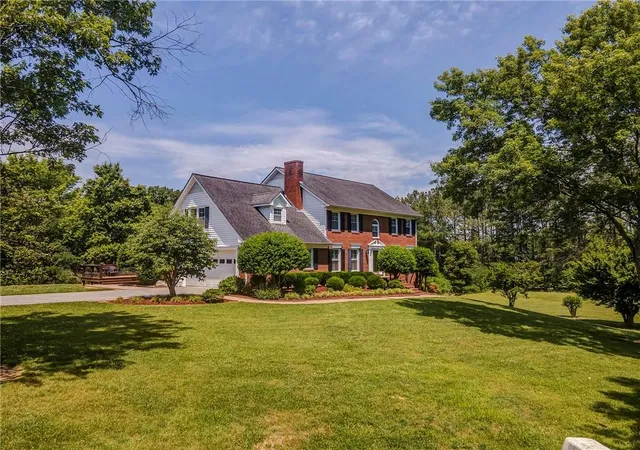 Photo 3 of Single family home for sale at 2630 Chatsworth Hwy 225 Ne, Calhoun, GA 30701 | MLS# 7775399 | Listing updated on 2026-05-26