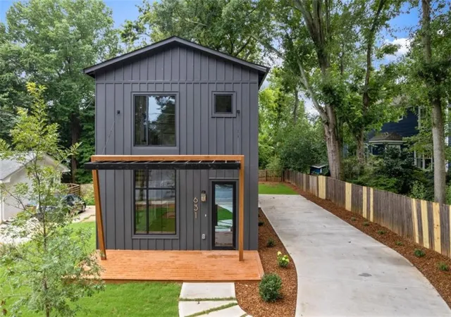 1st image of 631 Flat Shoals Ave, Atlanta, GA 30316 | MLS# 7813553