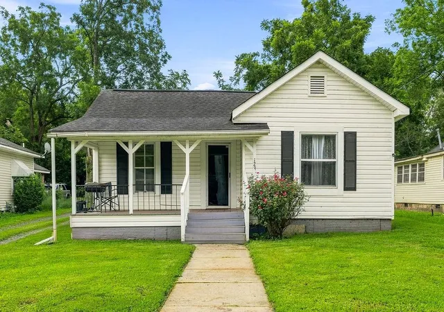 1st image of 129 Cobb St, Cedartown, GA 30125 | MLS# 7829474