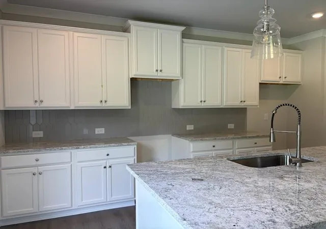 Photo 3 of Single family home for sale at 6 Cmns Way, Cartersville, GA 30120 | MLS# 7746258 | Listing updated on 2026-09-12