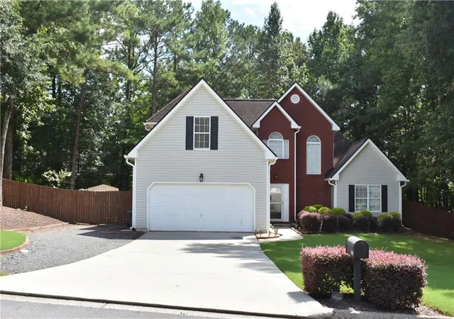 2nd image of 602 Penhollaway Ct, Loganville, GA 30052 | MLS# 7816776