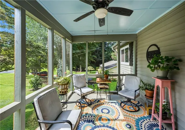 3rd image of 5220 Byers Rd, Gainesville, GA 30504 | MLS# 7819047