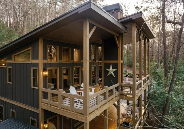 Photo 3 of Sale Pending at 171 Huckleberry Ln, Mineral Bluff, GA 30559 | MLS# 7752132 | Listing updated on 2026-09-09