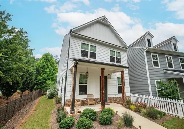 Homes for sale in Woodstock, GA | 645 Everett Ln, Woodstock, GA 30188 | MLS# 7784664