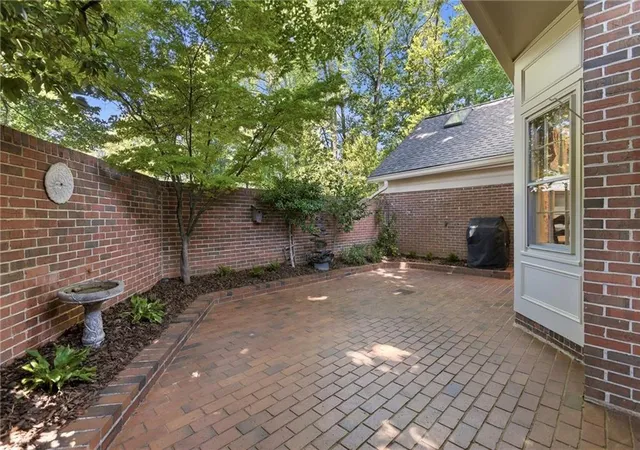 33rd image of 1809 Bedfordshire Dr, Decatur, GA 30033 | MLS# 7783936