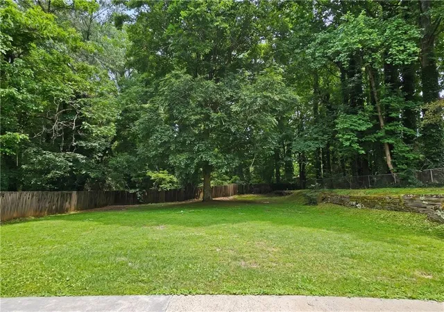 34th image of 257 Chalmers Dr Nw, Atlanta, GA 30318 | MLS# 7780014