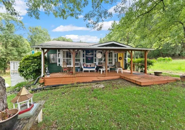 Photo 3 of Sale Pending at 1542 Marlow Rd, Maysville, GA 30558 | MLS# 7633742 | Listing updated on 2026-08-01