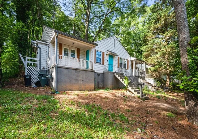 2nd image of 466 Birney St Ne, Marietta, GA 30060 | MLS# 7580131