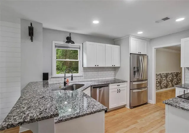 Photo 2 of Condo for sale at 6420 Windsor Tr Dr #6420, Peachtree Corners, GA 30092 | MLS# 7796191 | Listing updated on 2026-09-13