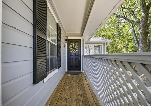 3rd image of 405 Natchez Tr, Sandy Springs, GA 30350 | MLS# 7799042