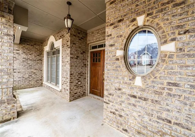 Photo 3 of Single family home for sale at 4 Bridgeview Dr, Rome, GA 30161 | MLS# 7721204 | Listing updated on 2026-08-29