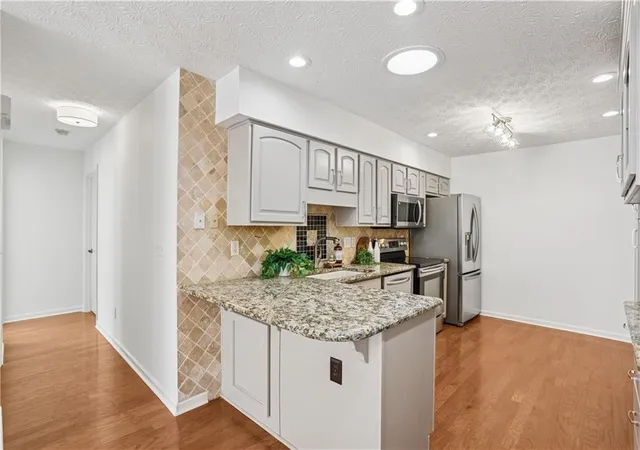 4th image of 3712 Vineyards Lake Cir NW, Kennesaw, GA 30144