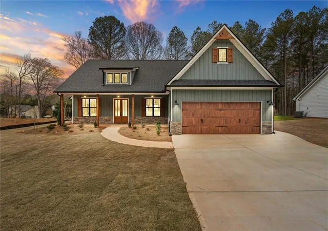 2nd image of 816 Presley Farm Pkwy, Rockmart, GA 30153 | MLS# 7814481