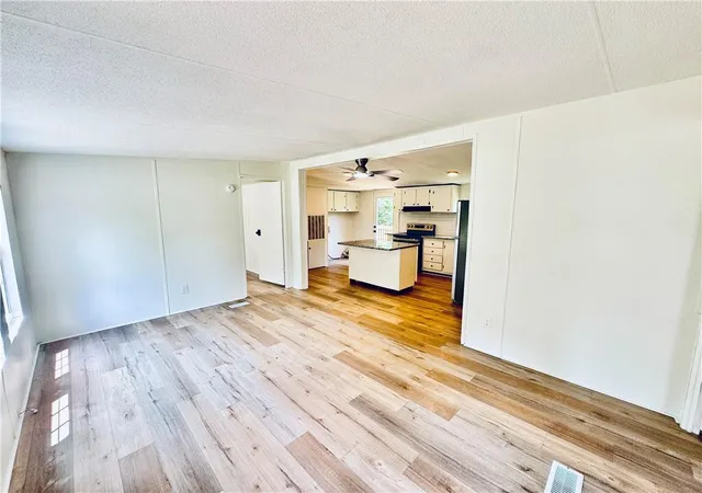 2nd image of 713 Woods Rd, Tunnel Hill, GA 30755 | MLS# 7783845
