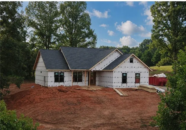 1st image of 373 Stonington Dr, Mount Airy, GA 30563 | MLS# 7824300