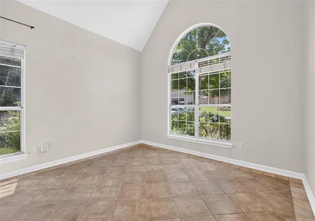 Homes for sale in Suwanee, GA | 650 Ruxbury Ct, Suwanee, GA 30024 | MLS# 7801935