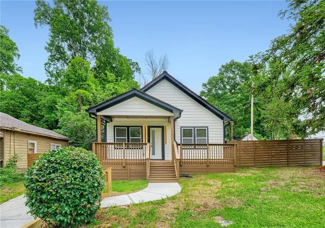 Homes for sale in Atlanta, GA | 95 Arcadia Cir Nw, Atlanta, GA 30314 | MLS# 7786112