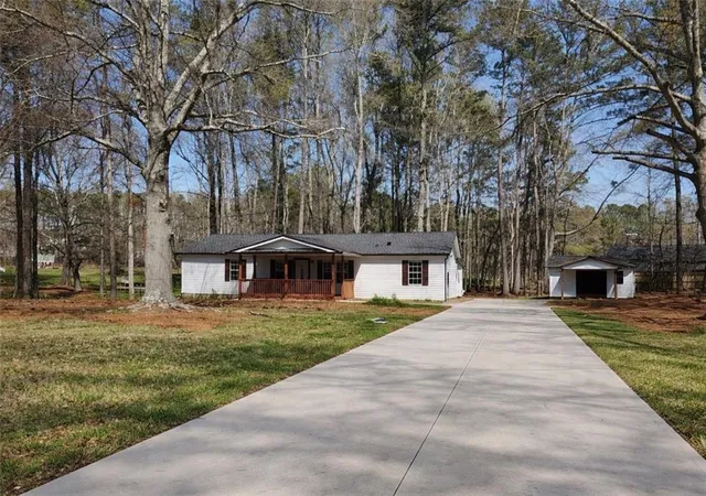 Homes for sale in Temple, GA | 995 Hwy 101 S, Temple, GA 30179 | MLS# 7735853