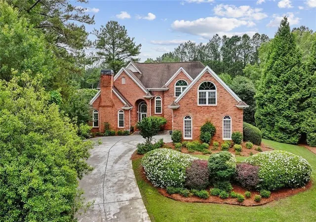 Homes for sale in Johns Creek, GA | 119 Kennemer Ct, Johns Creek, GA 30097 | MLS# 7773891