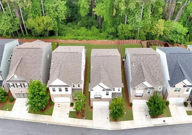Photo 2 of Single family home for sale at 1229 Hampton Park Rd, Decatur, GA 30033 | MLS# 7826795 | Listing updated on 2026-09-09