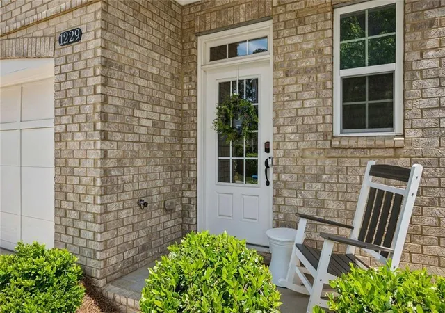 Photo 3 of Single family home for sale at 1229 Hampton Park Rd, Decatur, GA 30033 | MLS# 7826795 | Listing updated on 2026-09-09