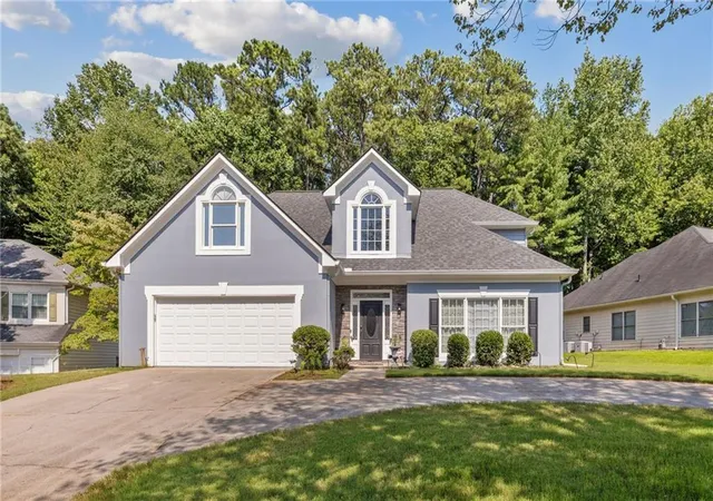 Photo 1 of Sale Pending at 255 Nesbit Entry Dr, Roswell, GA 30076 | MLS# 7818670 | Listing updated on 2026-08-23