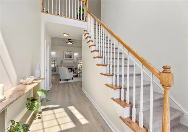Photo 3 of Sale Pending at 255 Nesbit Entry Dr, Roswell, GA 30076 | MLS# 7818670 | Listing updated on 2026-08-23