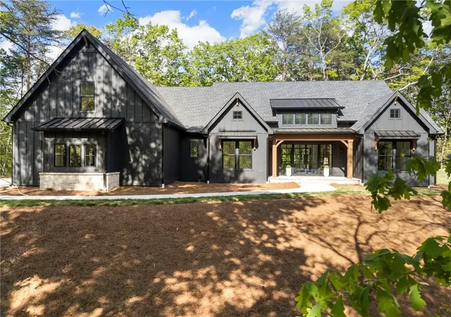 Photo 2 of Single family home for sale at 24 Fern Crk Ct, Jasper, GA 30143 | MLS# 7750213 | Listing updated on 2026-09-12