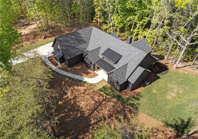 Photo 3 of Single family home for sale at 24 Fern Crk Ct, Jasper, GA 30143 | MLS# 7750213 | Listing updated on 2026-09-12