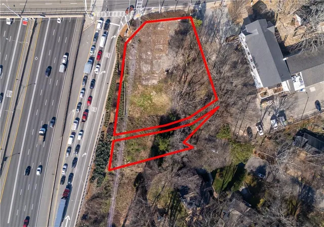2nd image of 1849 Howell Mill Rd Nw, Atlanta, GA 30318 | MLS# 7534372