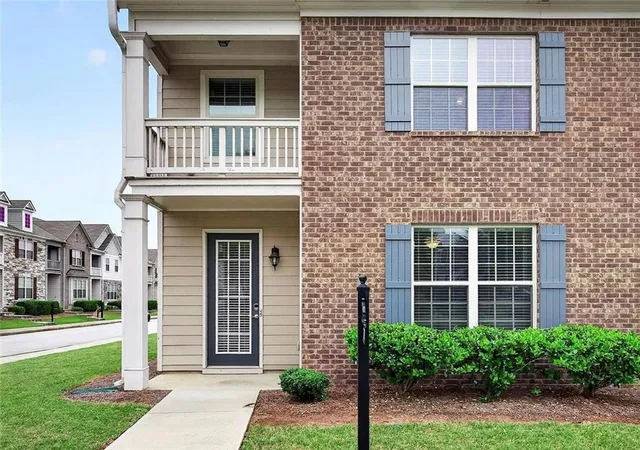 1st image of 200 Westwood Trl, Fairburn, GA 30213 | MLS# 7820548