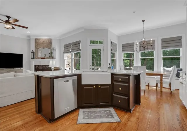Photo 3 of Sale Pending at 2555 Milford Ln, Alpharetta, GA 30009 | MLS# 7791510 | Listing updated on 2026-09-19