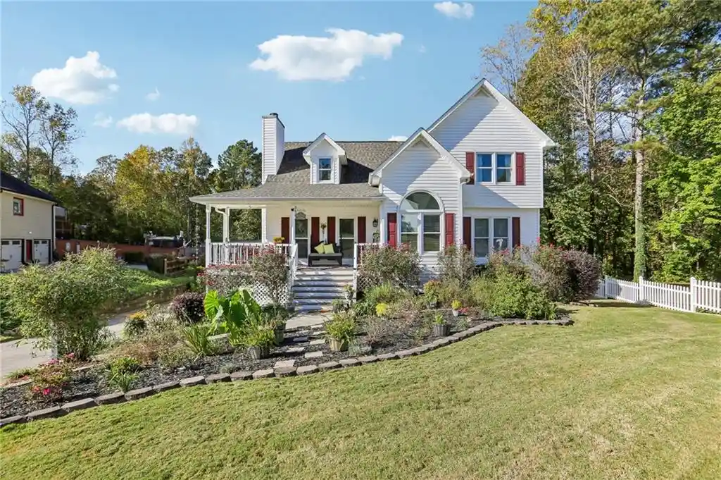 Photo 1 of Single family home for sale at 33 Kent Ln, Douglasville, GA 30134 | MLS# 7858707 | Listing updated on 2026-10-30