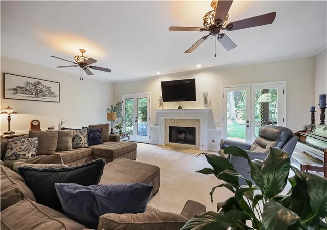 Photo 3 of Sale Pending at 612 Trailwood Ln Sw, Marietta, GA 30064 | MLS# 7821634 | Listing updated on 2026-08-27