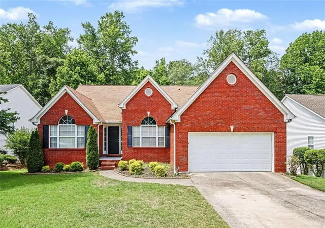 Photo 2 of Single family home for sale at 2075 Heatherton Rd, Dacula, GA 30019 | MLS# 7787415 | Listing updated on 2026-10-04