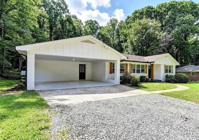 2nd image of 1413 Thomas Rd, Decatur, GA 30030 | MLS# 7813992
