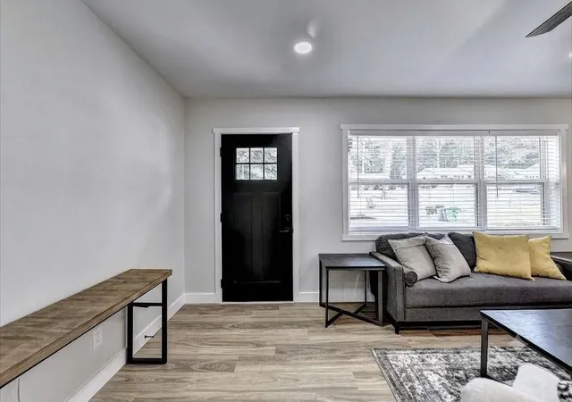 4th image of 1413 Thomas Rd, Decatur, GA 30030 | MLS# 7813992