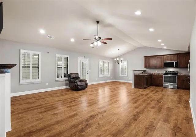 Photo 4 of Sale Pending at 222 Gilmore Cir SW, Calhoun, GA 30701 | MLS# 7818778 | Listing updated on 2026-09-26