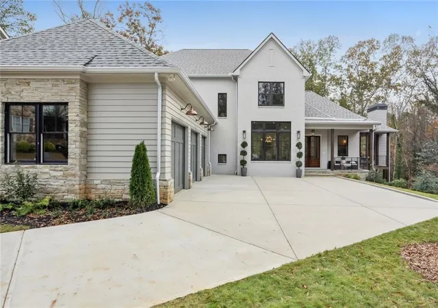Photo 2 of Single family home for sale at 00 Elden Dr, Atlanta, GA 30342 | MLS# 7816583 | Listing updated on 2026-08-07