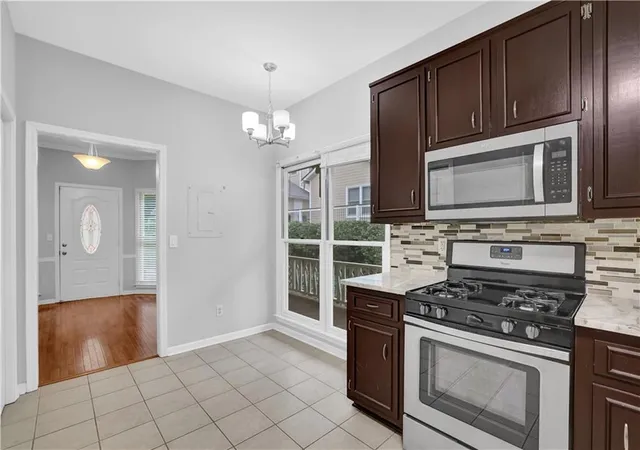 3rd image of 1449 Cambridge Comn, Decatur, GA 30033 | MLS# 7779990