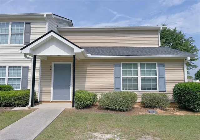Homes for sale in Conyers, GA | 1430 Eastmont Dr Nw, Conyers, GA 30012 | MLS# 7780884