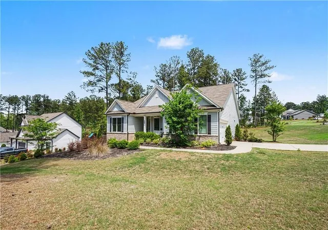 3rd image of 2304 Margaux Ct, Monroe, GA 30656 | MLS# 7809887