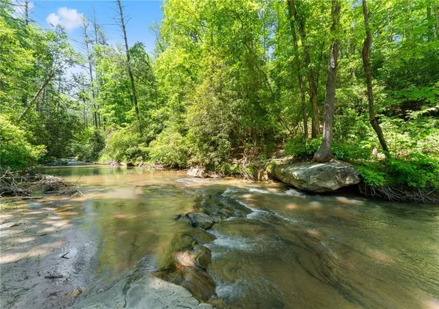 Photo 2 of Single family home for sale at 650 Old Steele Holw, Dahlonega, GA 30533 | MLS# 7785815 | Listing updated on 2026-06-11