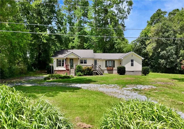 5th image of 77 York Dr Ne, Plainville, GA 30733 | MLS# 7811011