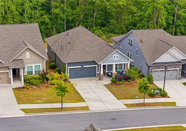 Photo 3 of Single family home for sale at 6973 River Rock Dr, Flowery Branch, GA 30542 | MLS# 7783245 | Listing updated on 2026-08-22