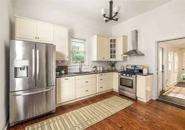 4th image of 388 Augusta Ave Se, Atlanta, GA 30315 | MLS# 7820327