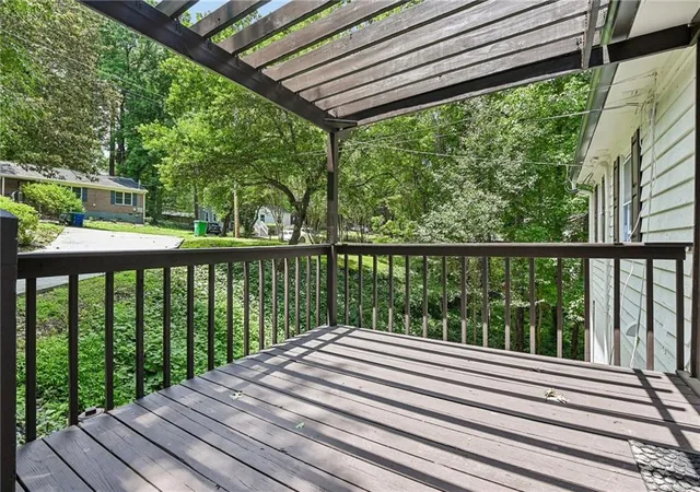 3rd image of 2272 Vistamont Dr, Decatur, GA 30033 | MLS# 7790127
